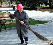 Уборка придомовой территории, уборка дворовых территорий.